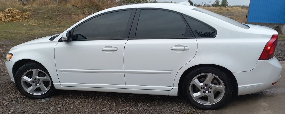 Авто volvo  s 40