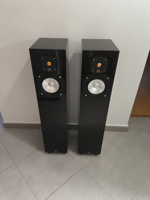 Colunas Monitor Audio Studio 20