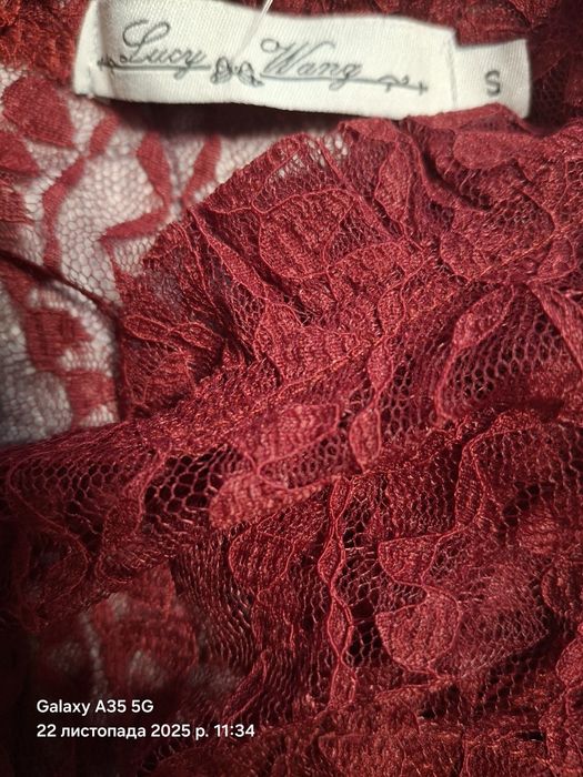 Бордовий  мережевий топ фірми Lucy Wang