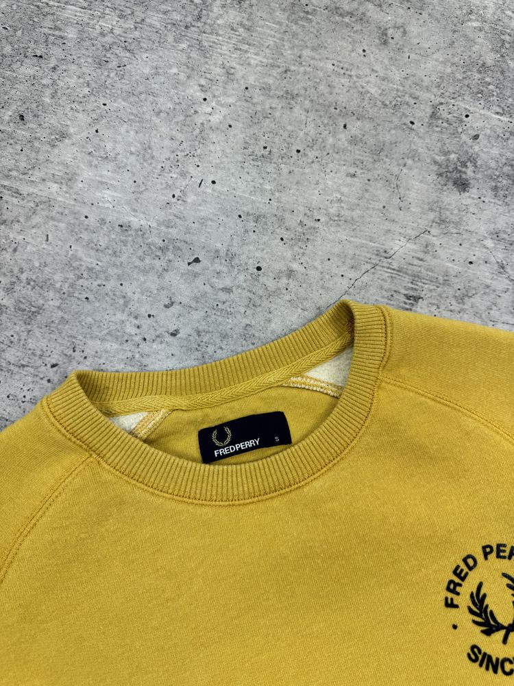 Повседневный кэжуал свитшот кофта с логотипом Fred Perry S размер