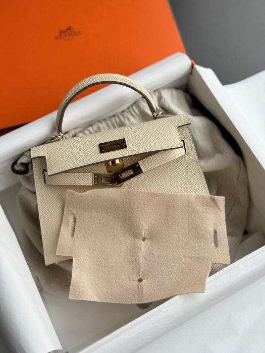ТОРГ! Срочно! Сумка Hermes Kelly mini 20 Премиум качество