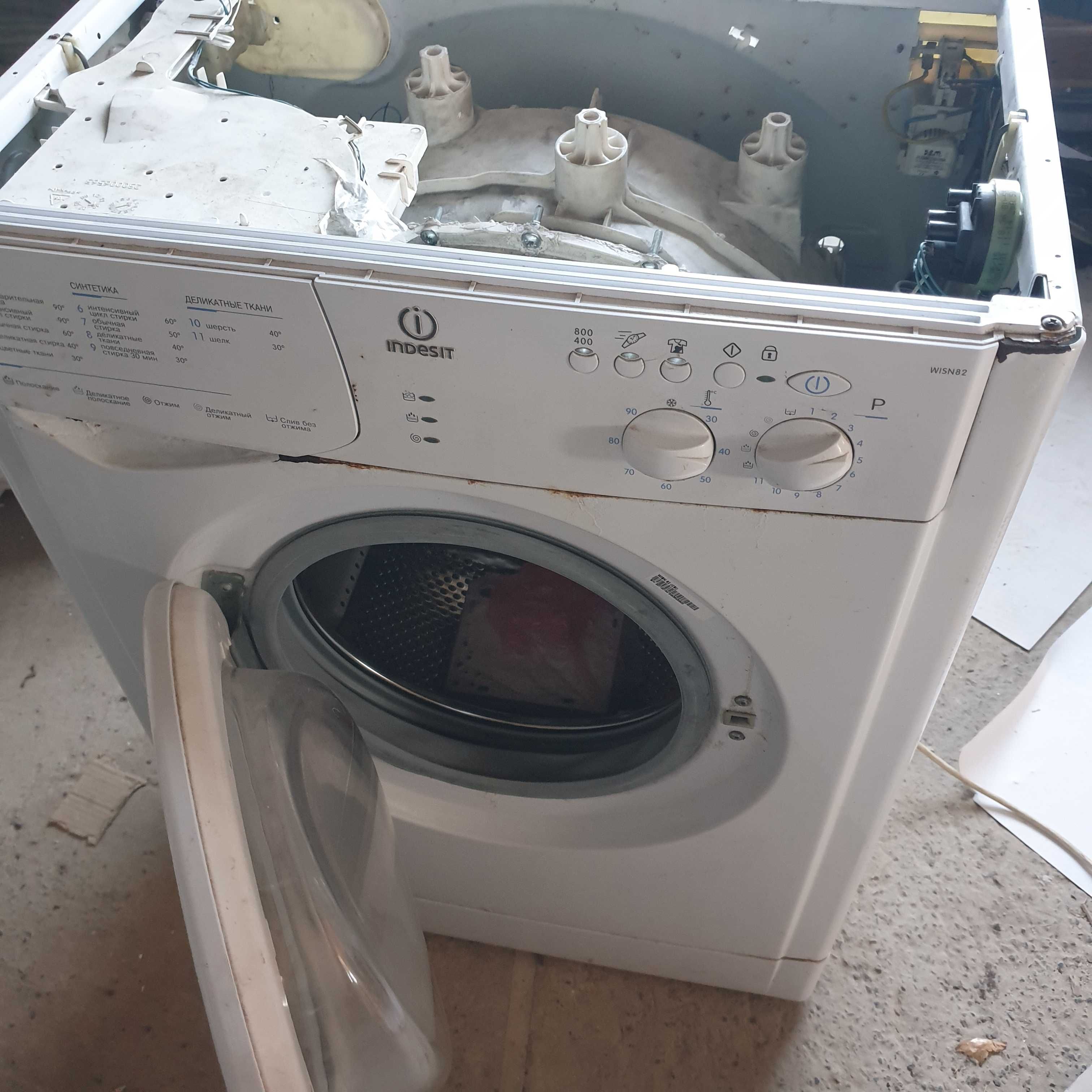 пральна машина indesit wisn82