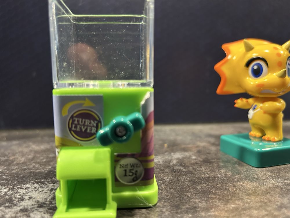 Dino, pudelko na dropsy