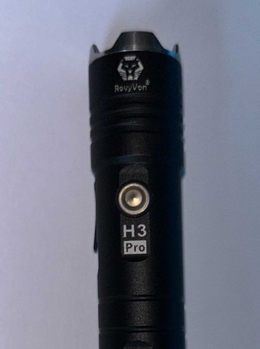 Latarka taktyczna RovyVon Hybrid H3 Pro Black