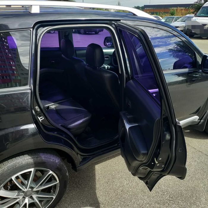 Продам Mitsubishi Outlander 2008 року.