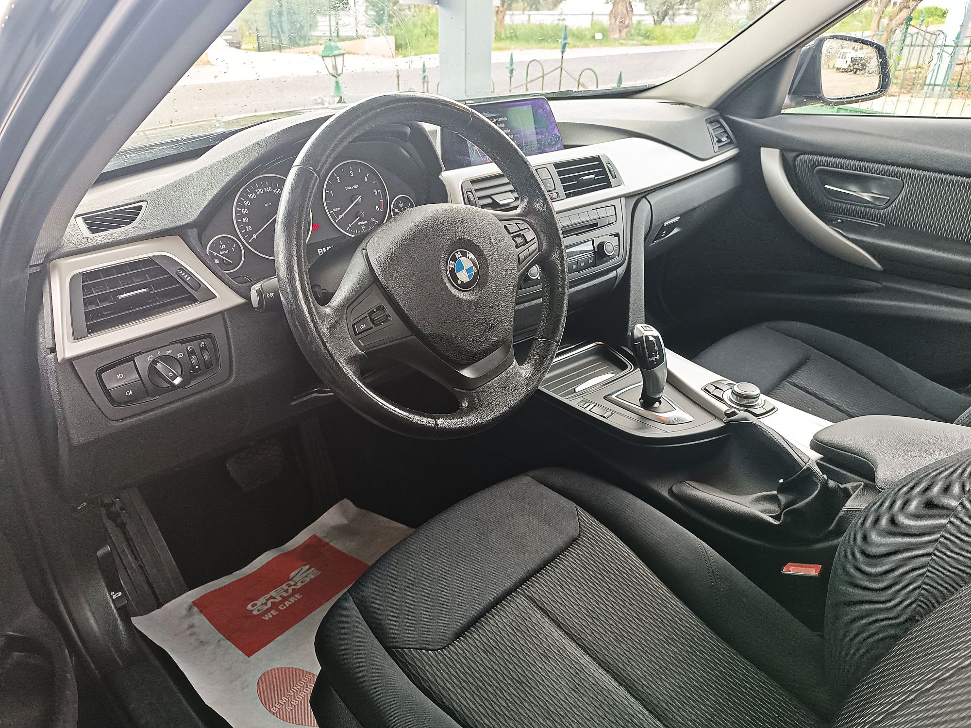 BMW 318d Auto/185 mil kms