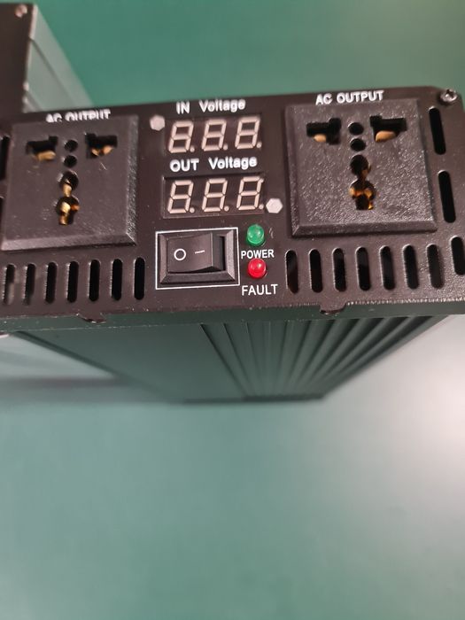 інвертор потужності чистої синусоїди