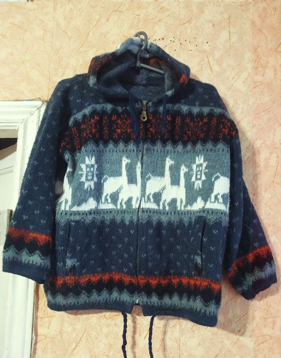 Кофта тепла з капюшоном