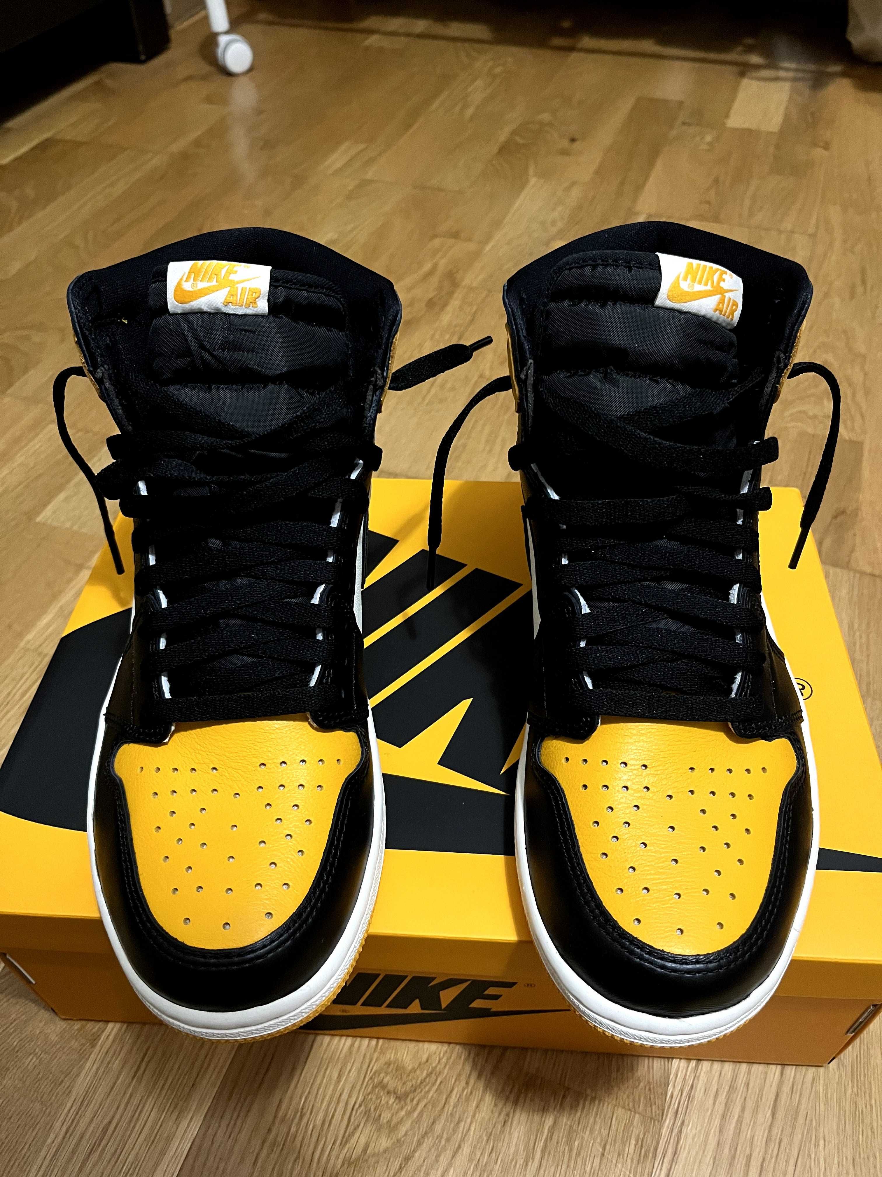 Nike Air Jordan 1 Retro High OG Taxi