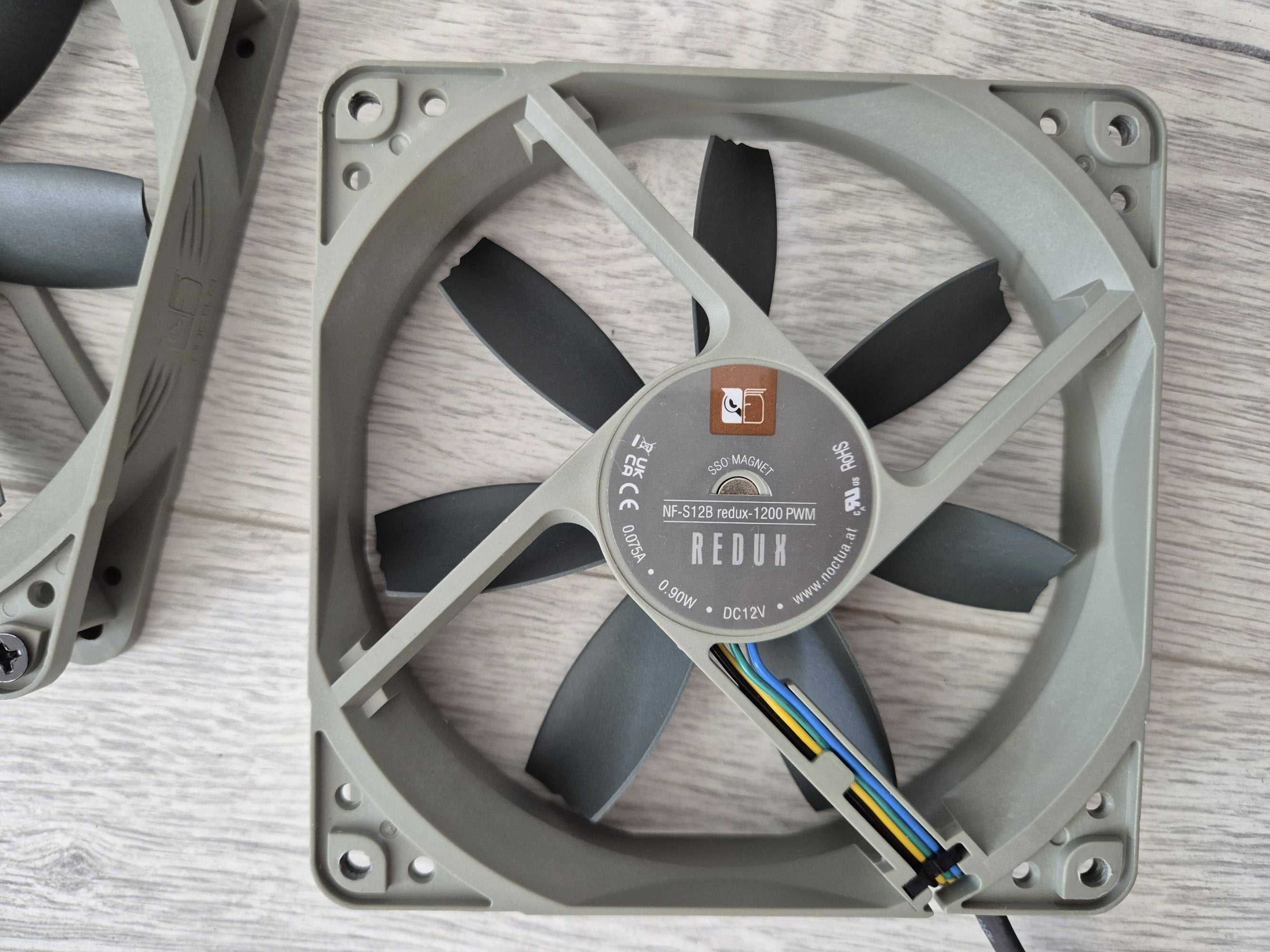 Преміум вентилятор 120mm Noctua NF-S12B redux PWM (4pin. 1200об\хв)