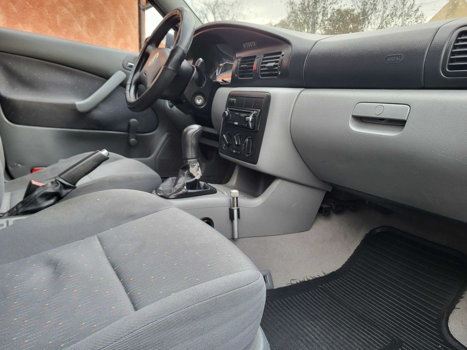 Skoda Octavia I 1.4 MPI 75KM