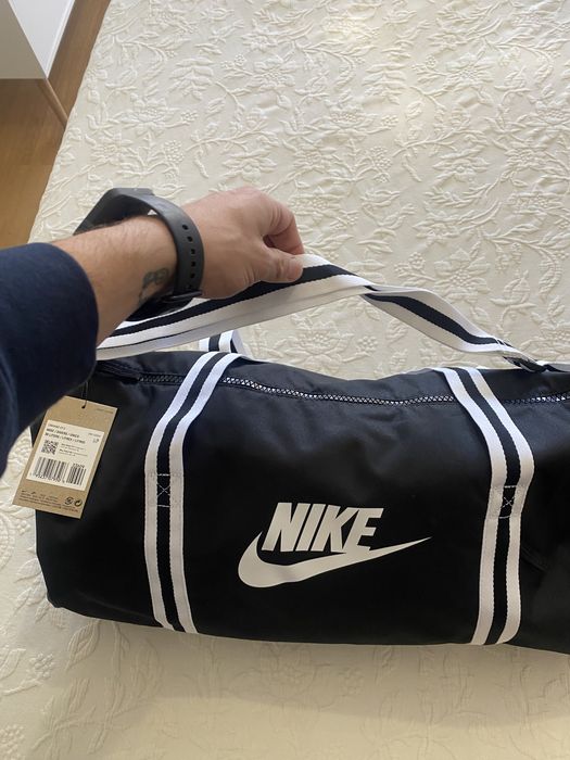 Mala preta desporto Nike NOVA