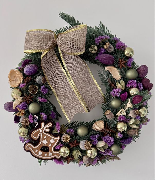 Wianek świąteczny renifer fioletowo-zielony