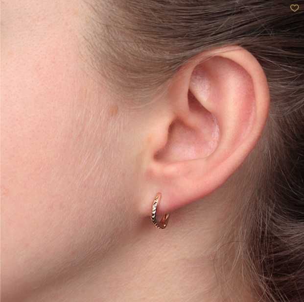 Золотые серьги TANGO. Дорожка с алмазной гранью 0.85гр.