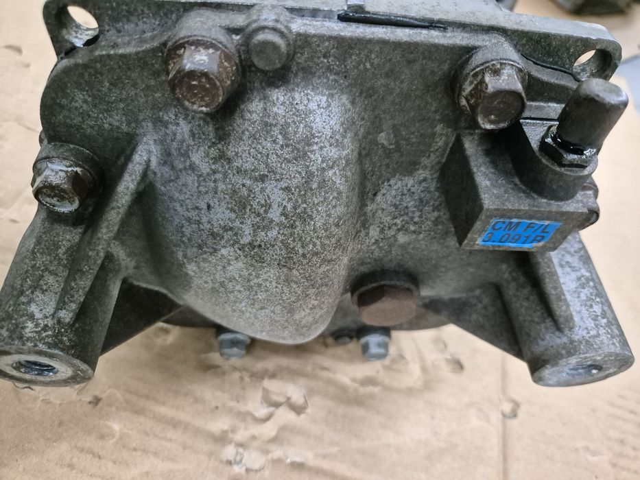 Редуктор задний мост муфта Hyundai santa fe 3.091