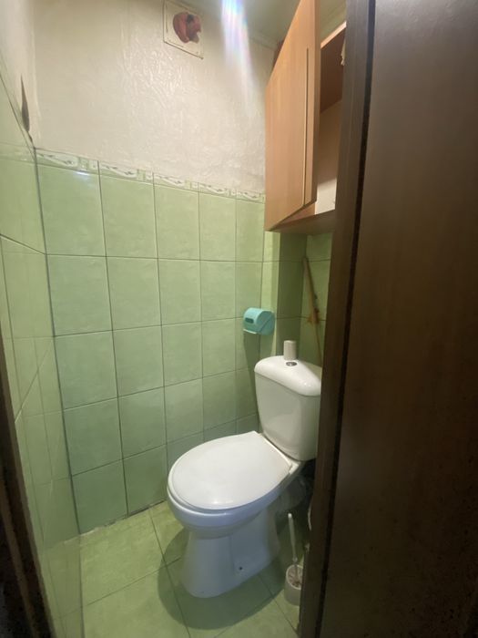 Смартквартира на 2му поверсі у центрі міста з косметикою