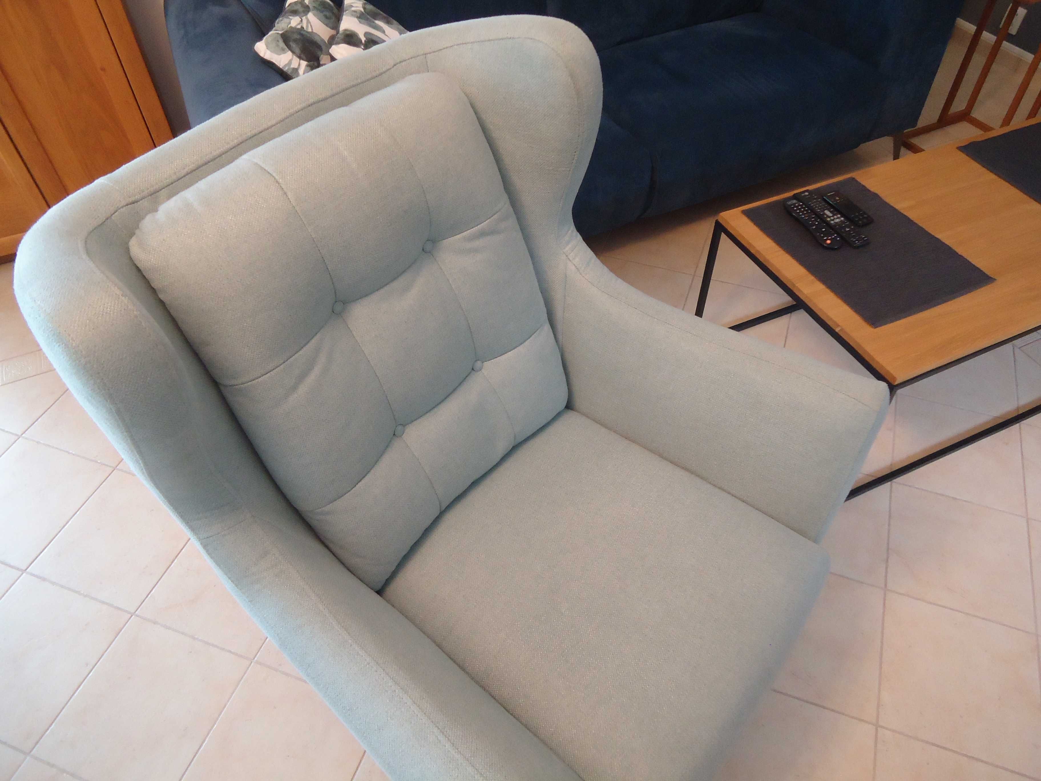Fotel Etap Henry elegancki stylowy