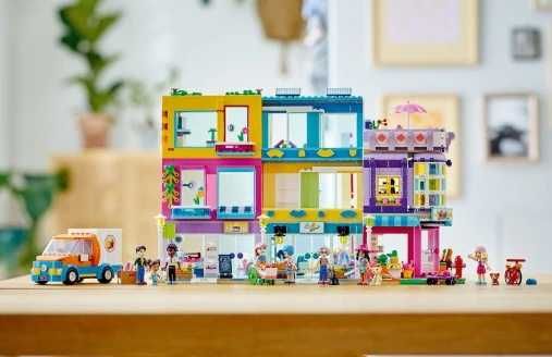 LEGO FRIENDS 41704 Budynki Przy Głównej Ulicy