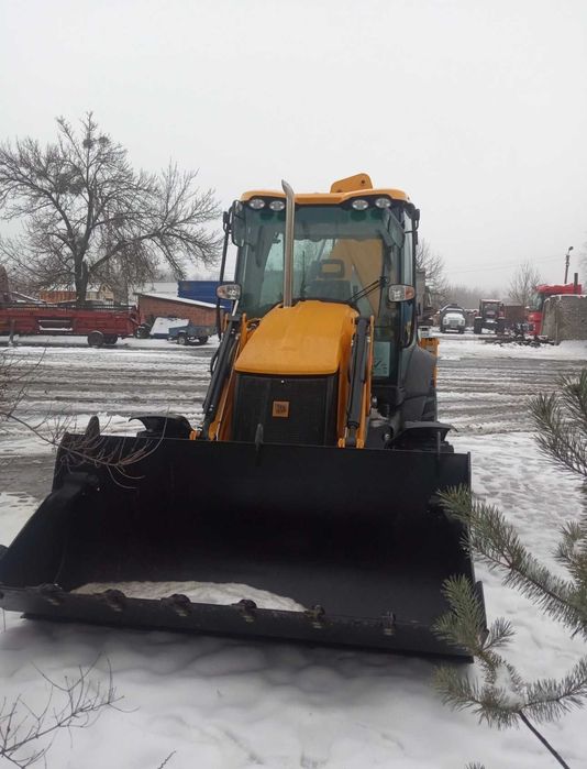 Аренда JCB 3 CX услуги экскаватора-погрузчика