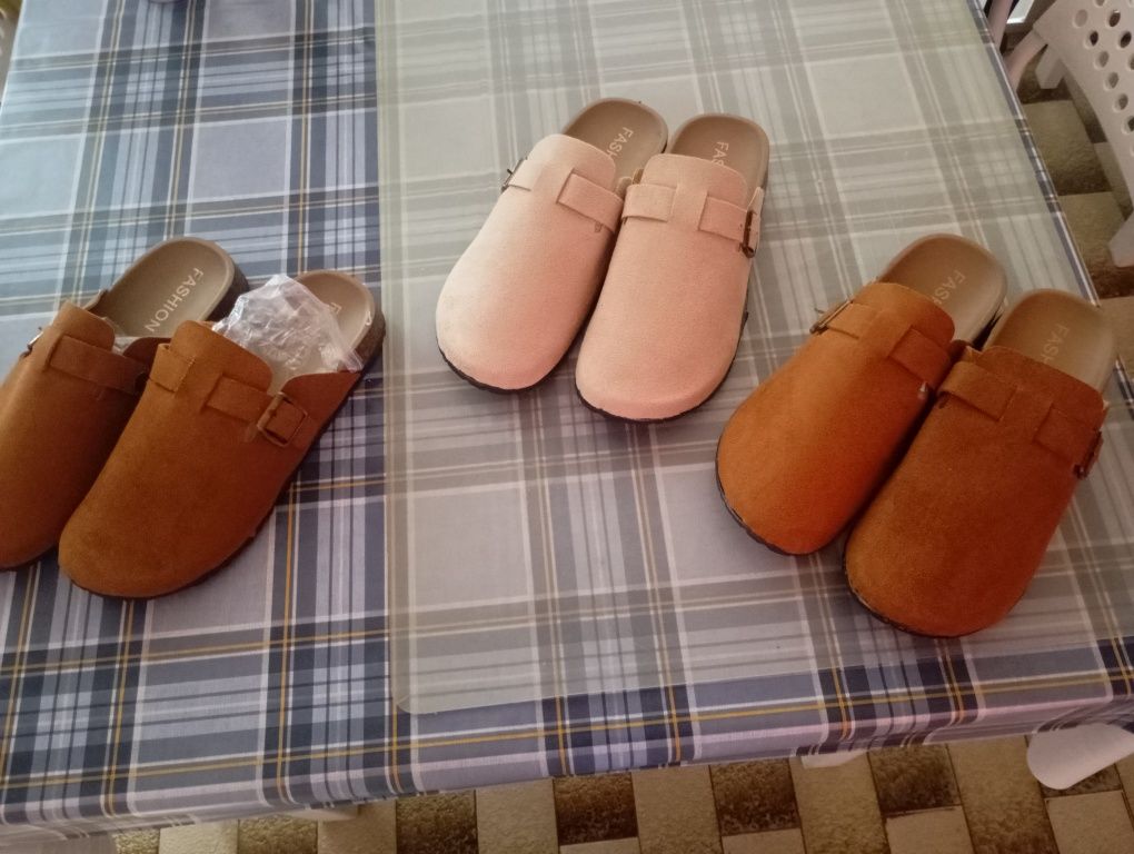 Sapatas  mulher novos