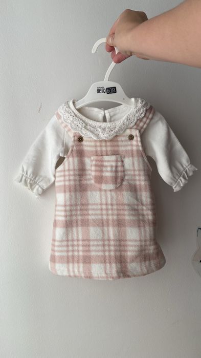 Комплект одягу на дівчинку 0-3 міс