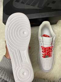 Nike Air Force 1 Low Supreme White 44