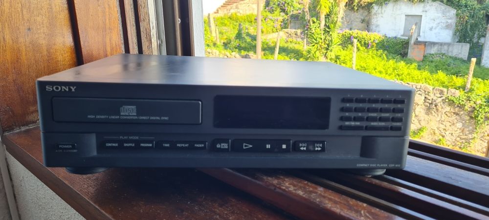 Leitor CD Sony Mod CDP-M12