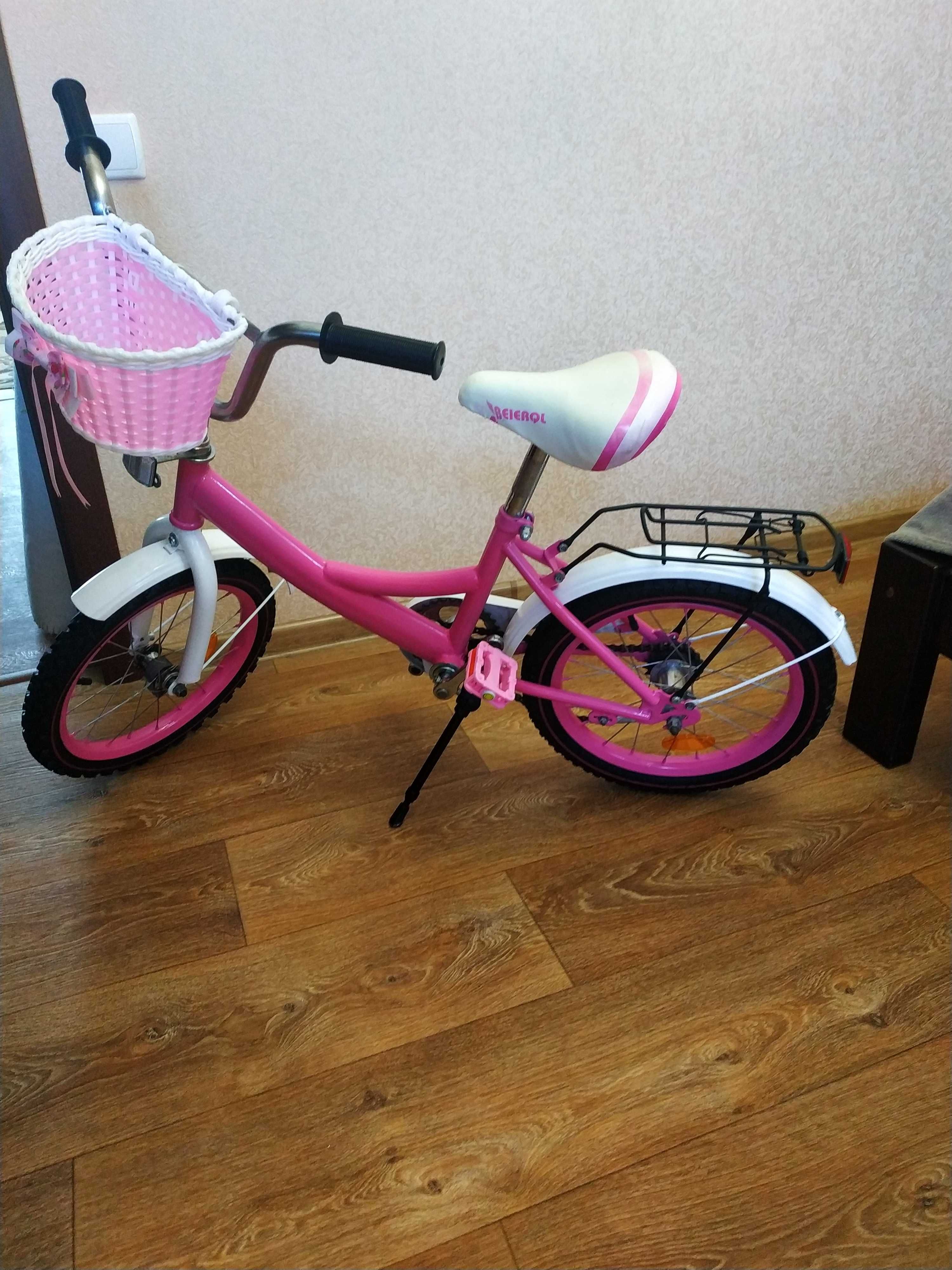 Детский велосипед (для девочки)