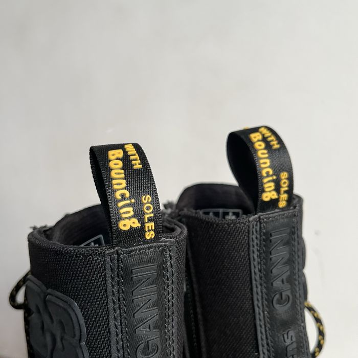 GANNI Dr Martens - Edicao especial, como Novas