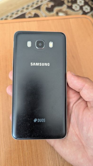 Samsung j7 SM-J710FN