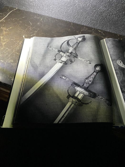 книга / Prunkwaffen