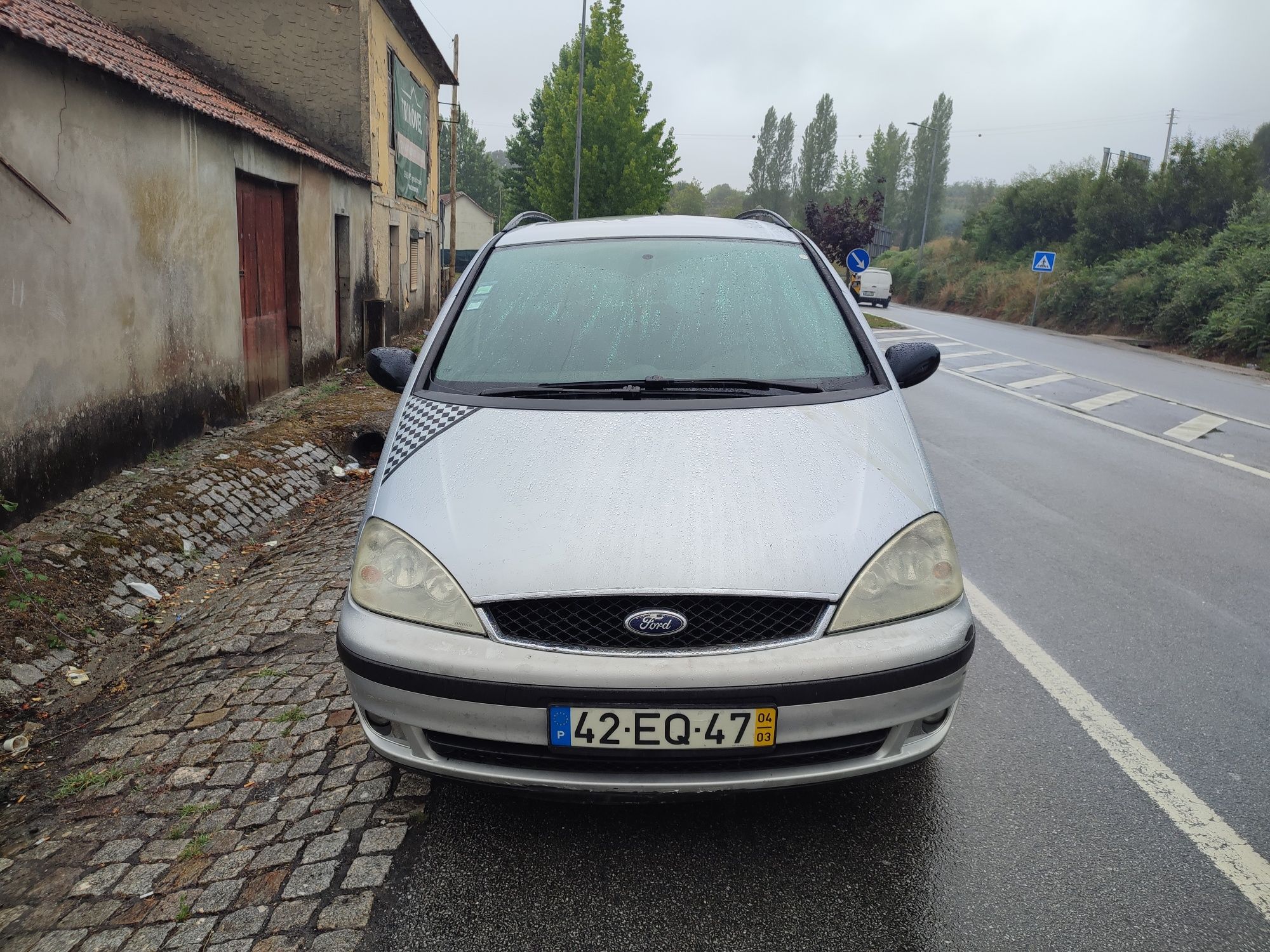 Ford Galaxy 1.9TDi 115cv 6 velocidades aceito troca