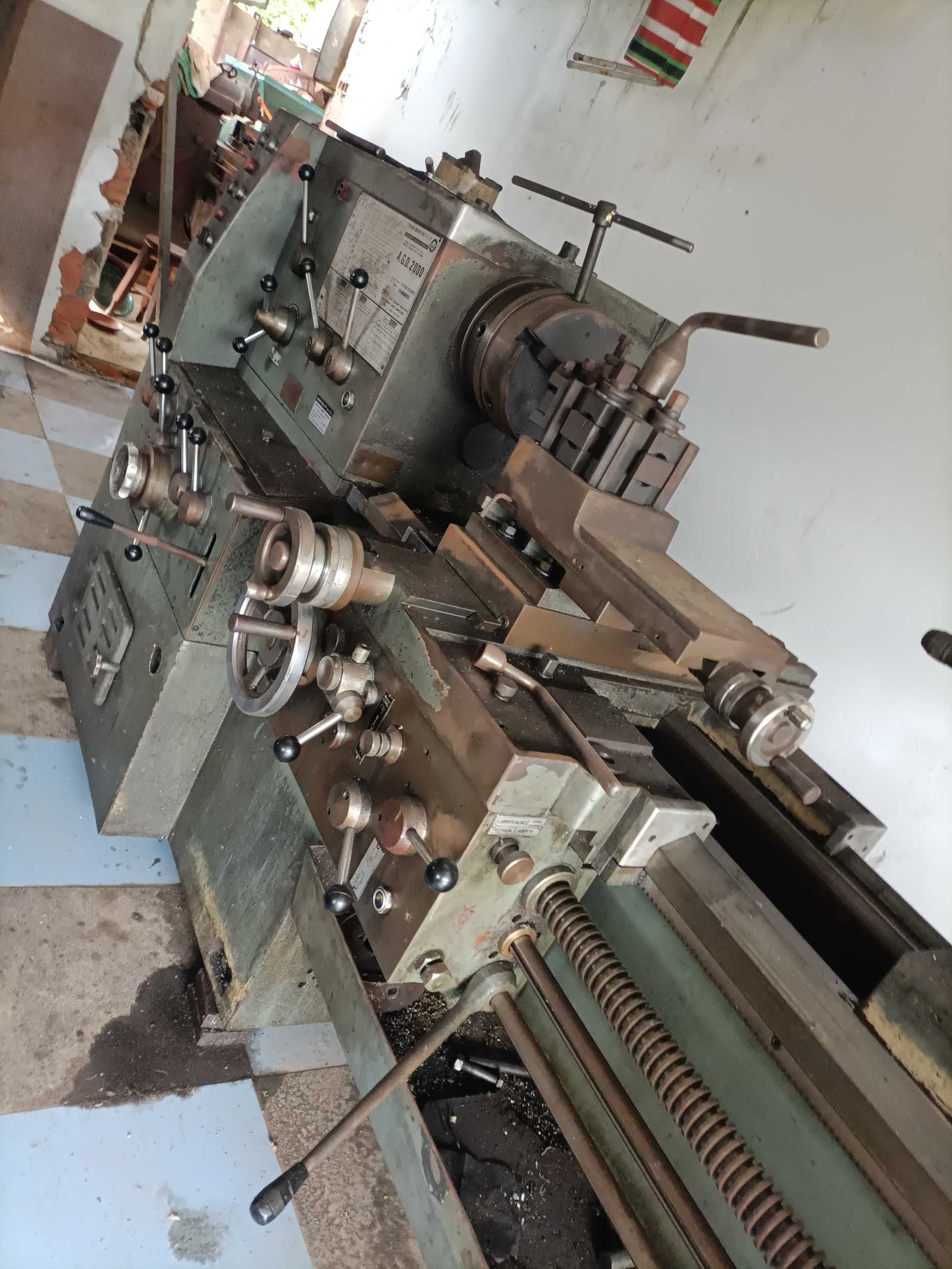 torno mecânico profissional A.G.D furo de arvore 91mm
