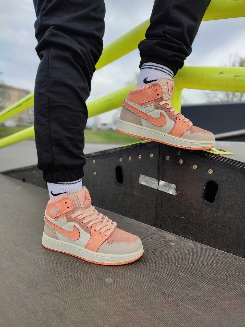 Buty damskie AJ 1 Mid Apricot Orange damskie sneakersy 36-41