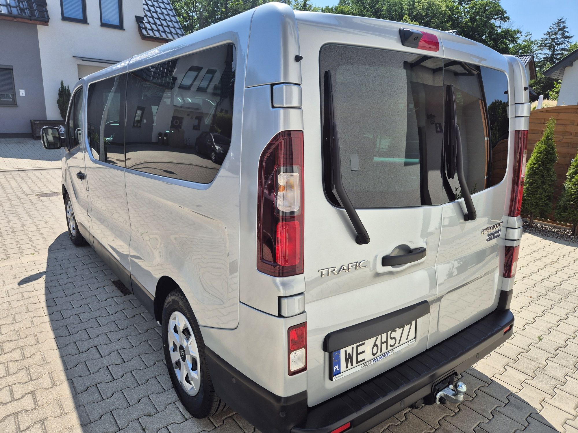 Wynajem nowego busa 9 osobowego
