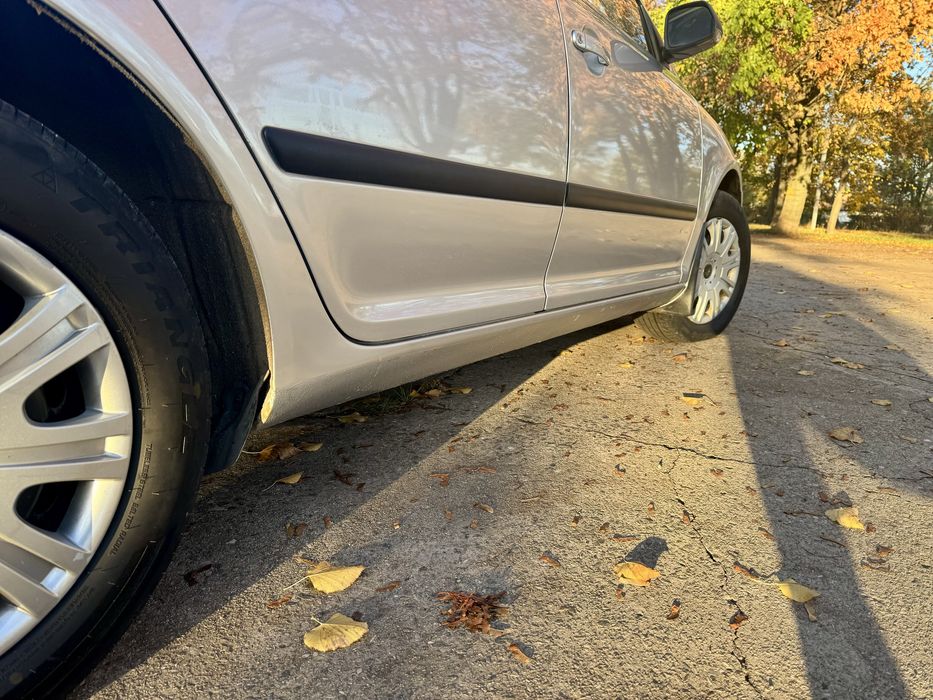 Продам Шкода А5 ( 1.6 газ/бензин )