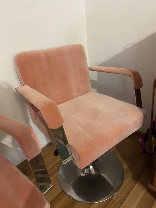 Крісло для перукаря