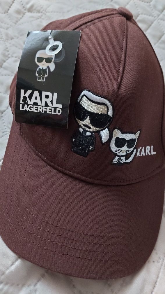 Okazja!Nowa czapka z daszkiem Karl.Polecam!