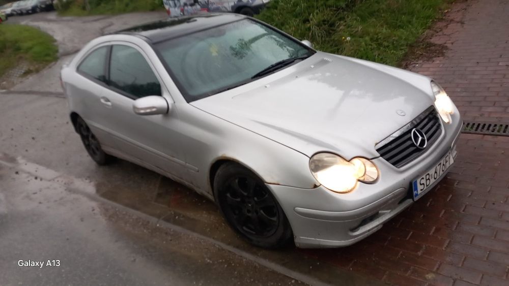 Sprzedam Mercedesa C180