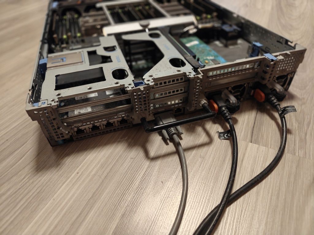 Dell PowerEdge R820 (256 GB RAM, 2 CPU [24 core])