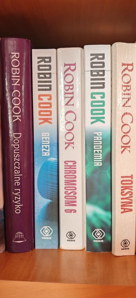"Dopuszczalne ryzyko" Robin Cook książka thriller medyczny