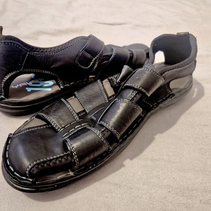 Sandalias Novas na caixa Pele fabrico em Portugal 
N 45