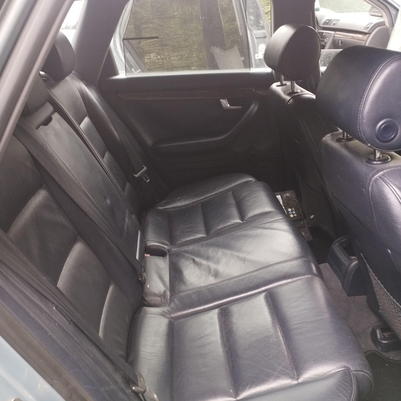 Audi a4b6/LY7R/ Drzwi/zderzaki/błotniki/maska/kalpa/skóry