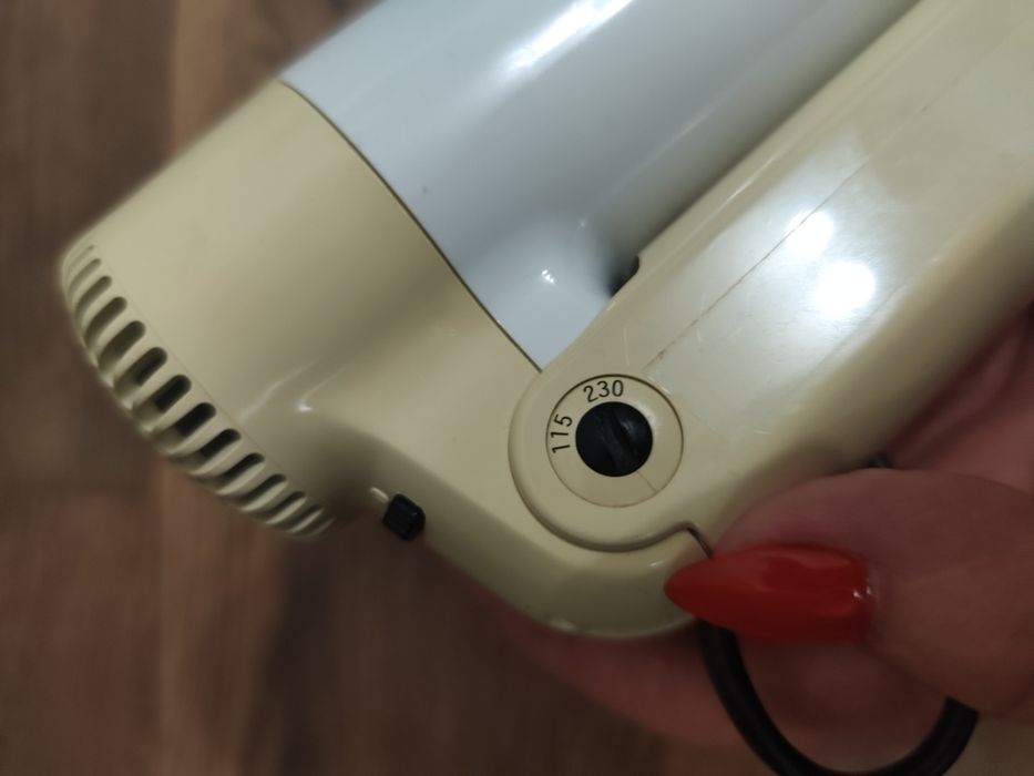 Фен дорожній Braun