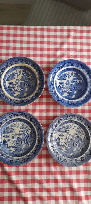 Pratos loiça inglesa