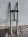 Vendo bainhas (forqueta) XT 600 em bom estado