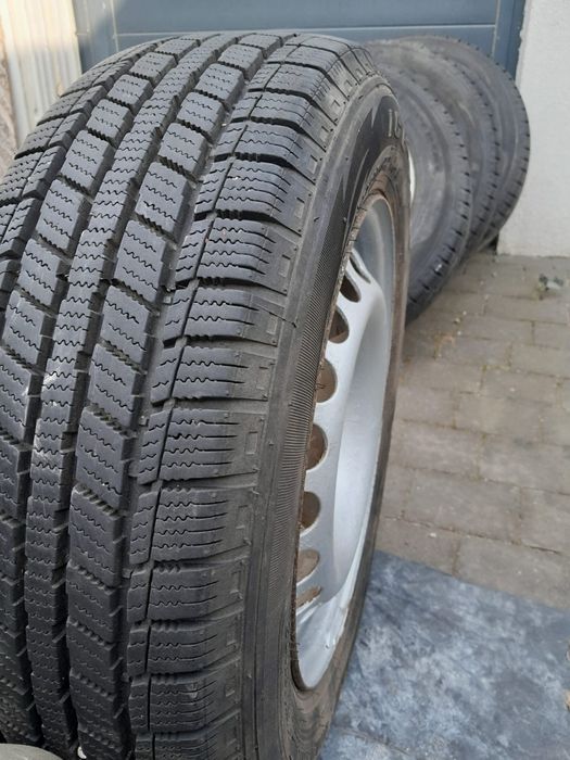 Koła z oponami zimowymi