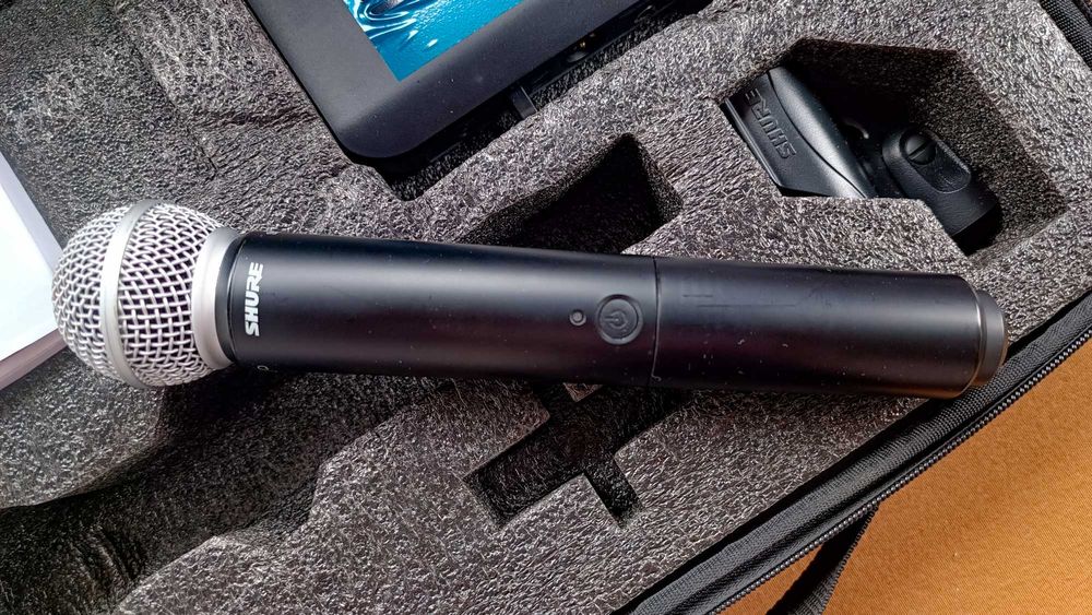 Мікрофонна радіосистема SHURE BLX24E/SM58-H8E   оригінал