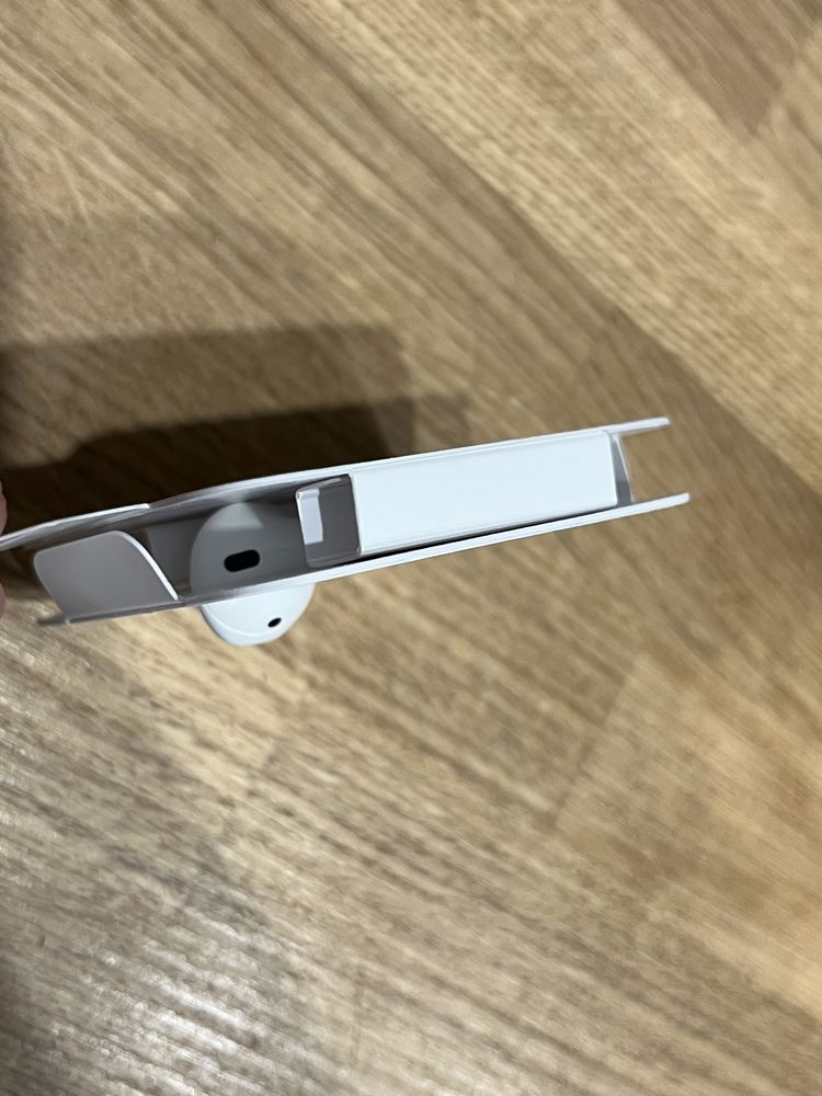 Nowa Lewa Sluchawka Airpods 2 A2031 A2032