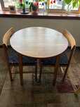 Mesa com cadeiras (IKEA)
